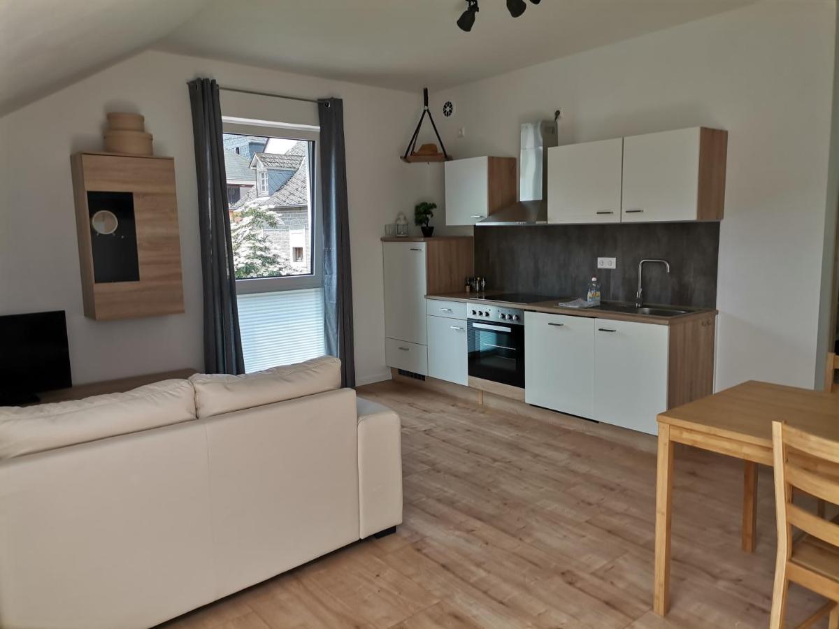 Sonnenufer Apartment & Moselwein I แบร์นคาสเทล-คืสท์ ภายนอก รูปภาพ